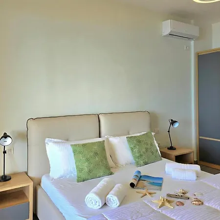 Hill With Sea View In - Happy Appartement