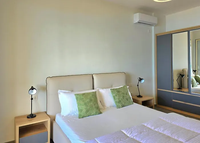 Apartmán Hill With Sea View In - Happy Durrës